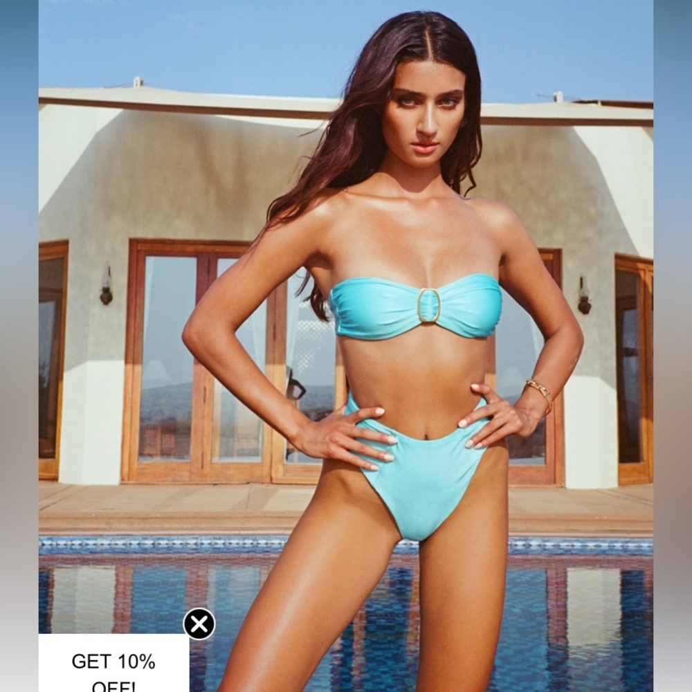 Janthee Berlin Rochelle Blue Bikini Top Gold Buckle XS New